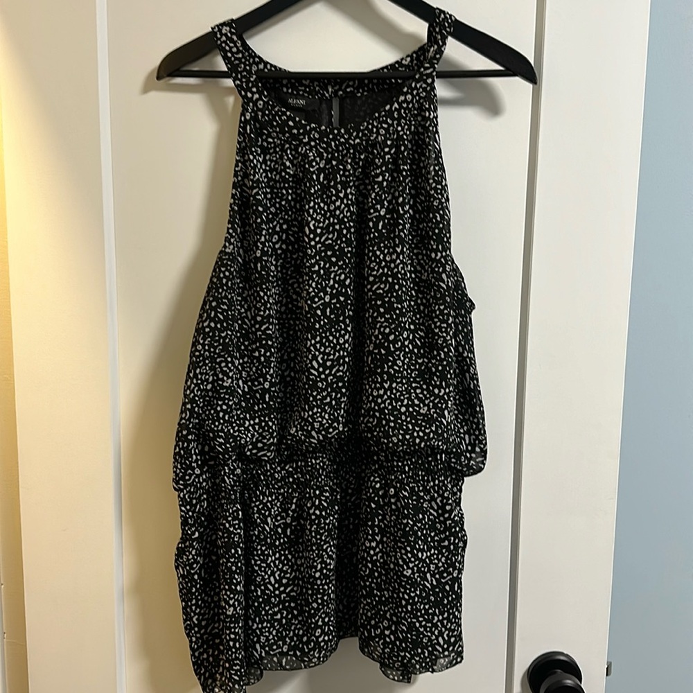 Sleeveless blouse